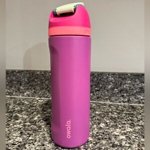 Owala Insulated Stainless Steel Water Bottle with Straw, BPA-Free, 24-oz,Purpley